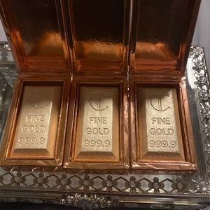 Bar of gold Charlotte tilbury (1 product)